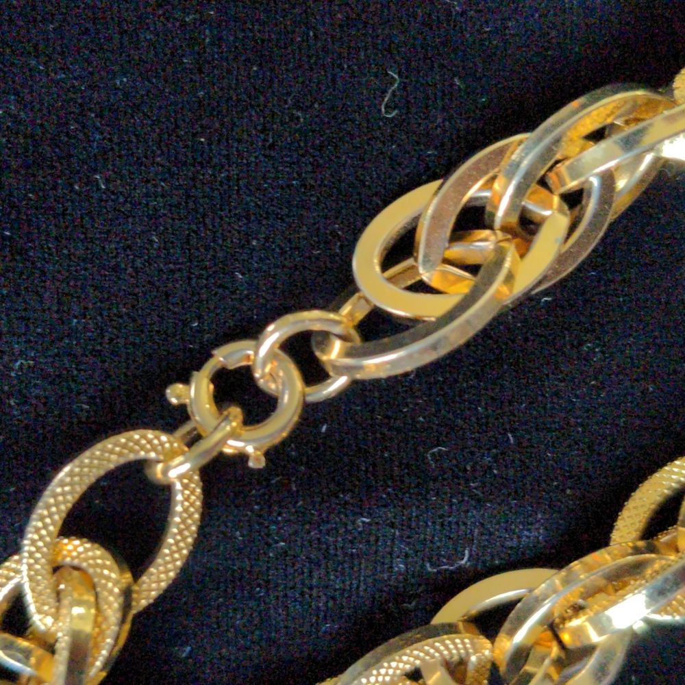 Brush Link Bracelet - Picture 3 of 5